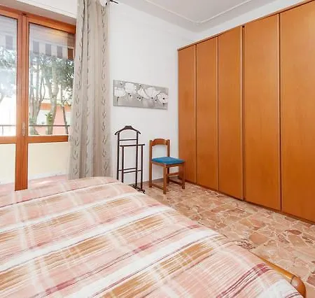 Zona Tranquilla Apartament *