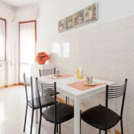 Zona Tranquilla 마리나 디 카라라